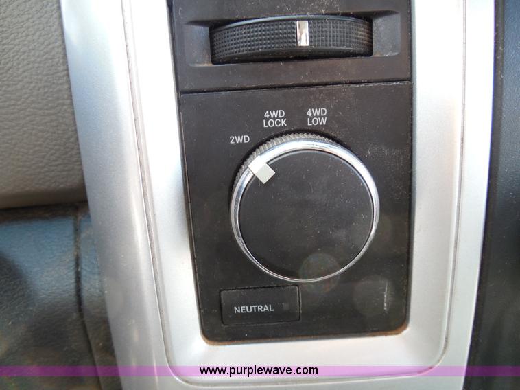 image for item I3385 2011 Dodge Ram 2500 HD Crew Cab pickup truck