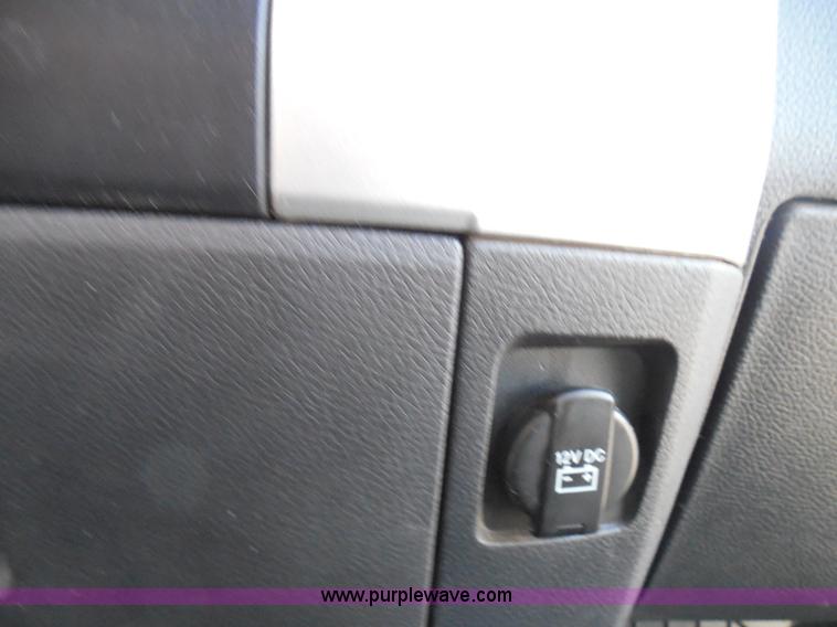 image for item I3385 2011 Dodge Ram 2500 HD Crew Cab pickup truck