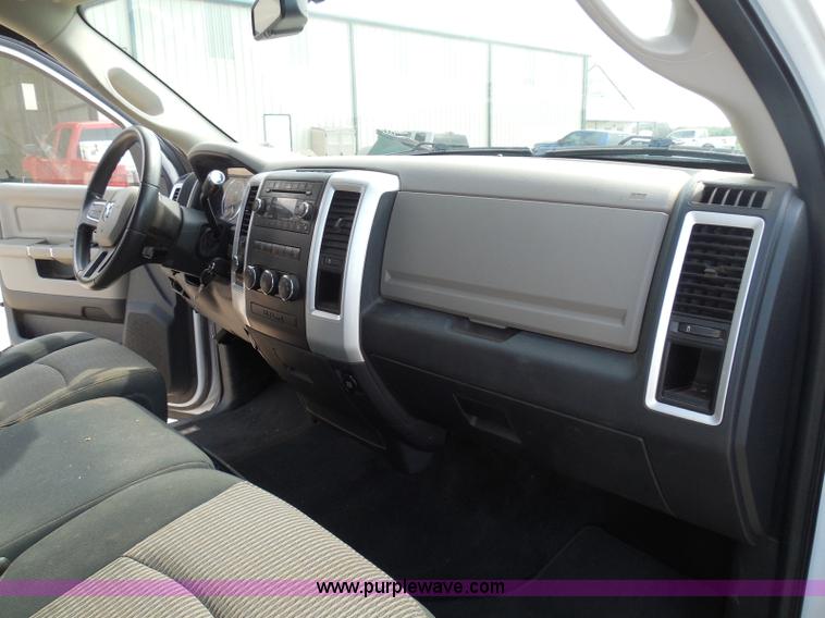 image for item I3385 2011 Dodge Ram 2500 HD Crew Cab pickup truck