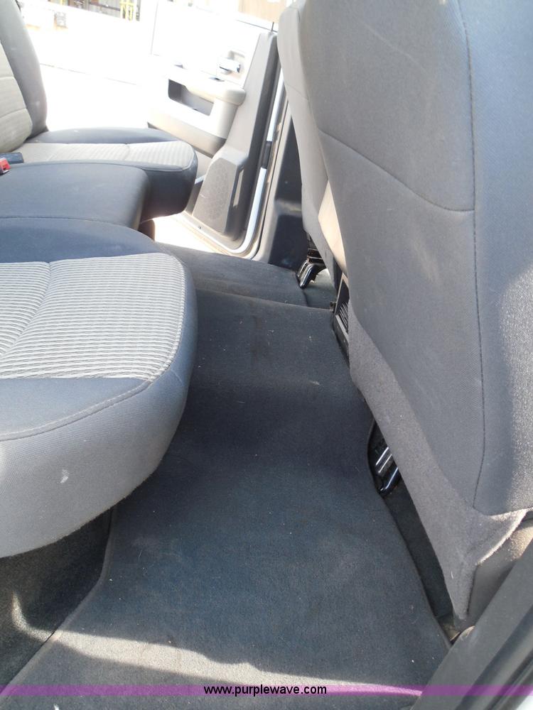 image for item I3385 2011 Dodge Ram 2500 HD Crew Cab pickup truck