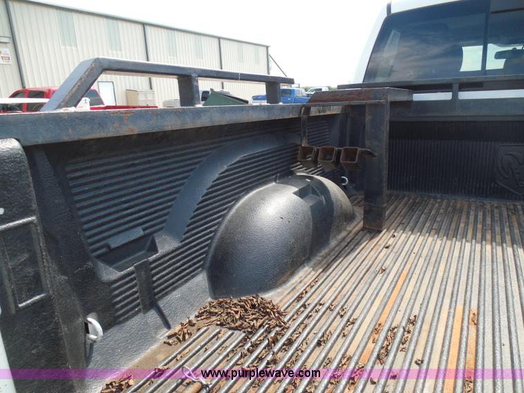 image for item I3385 2011 Dodge Ram 2500 HD Crew Cab pickup truck