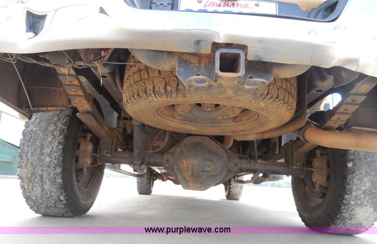 image for item I3385 2011 Dodge Ram 2500 HD Crew Cab pickup truck