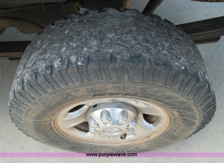 image for item I3385 2011 Dodge Ram 2500 HD Crew Cab pickup truck