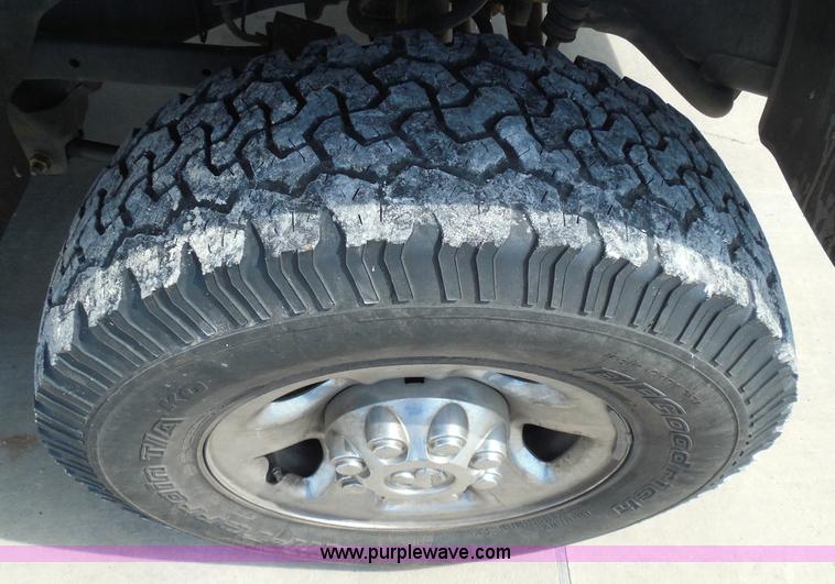 image for item I3385 2011 Dodge Ram 2500 HD Crew Cab pickup truck