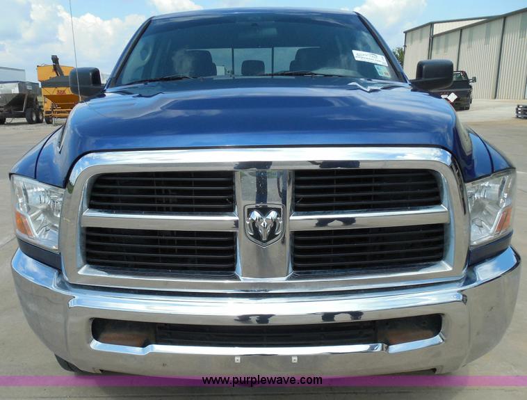 image for item I3386 2010 Dodge Ram 2500 HD SLT Crew Cab pickup truck