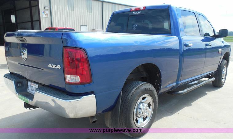 image for item I3386 2010 Dodge Ram 2500 HD SLT Crew Cab pickup truck