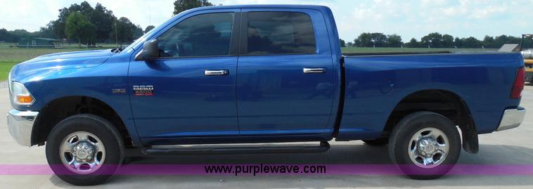 image for item I3386 2010 Dodge Ram 2500 HD SLT Crew Cab pickup truck