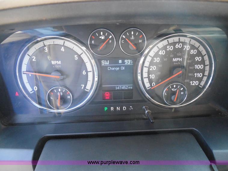 image for item I3386 2010 Dodge Ram 2500 HD SLT Crew Cab pickup truck