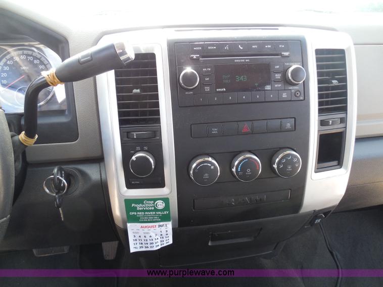 image for item I3386 2010 Dodge Ram 2500 HD SLT Crew Cab pickup truck