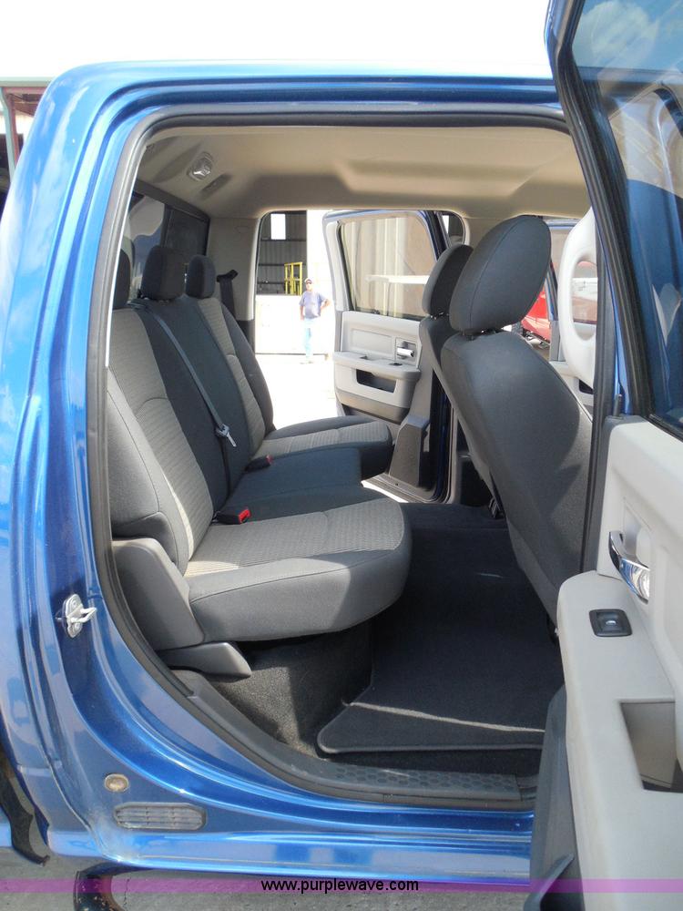 image for item I3386 2010 Dodge Ram 2500 HD SLT Crew Cab pickup truck