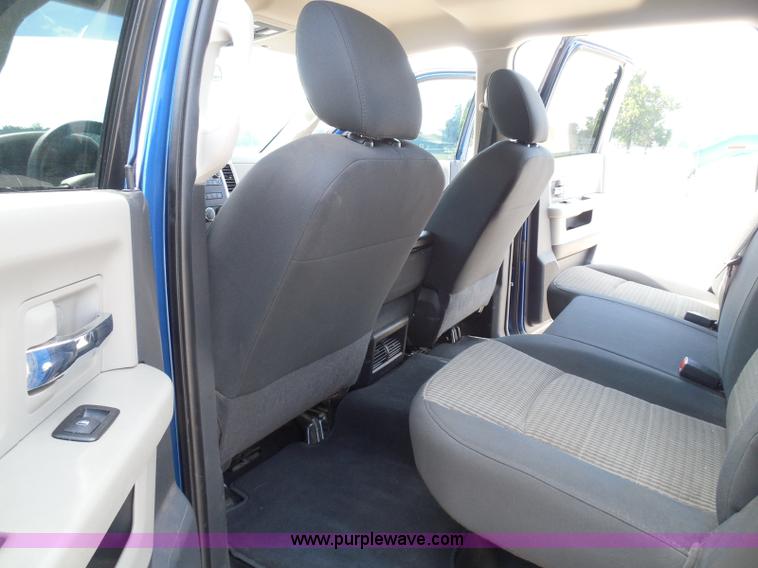 image for item I3386 2010 Dodge Ram 2500 HD SLT Crew Cab pickup truck