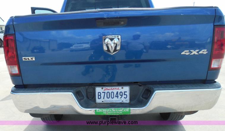image for item I3386 2010 Dodge Ram 2500 HD SLT Crew Cab pickup truck