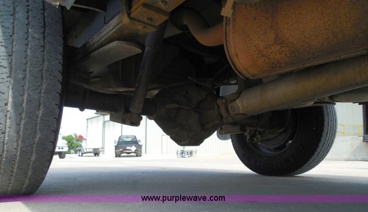 image for item I3386 2010 Dodge Ram 2500 HD SLT Crew Cab pickup truck