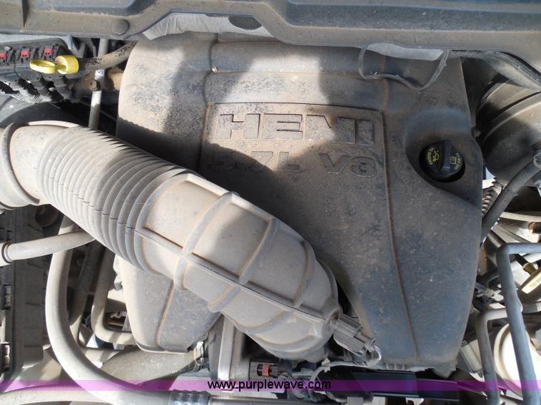 image for item I3386 2010 Dodge Ram 2500 HD SLT Crew Cab pickup truck