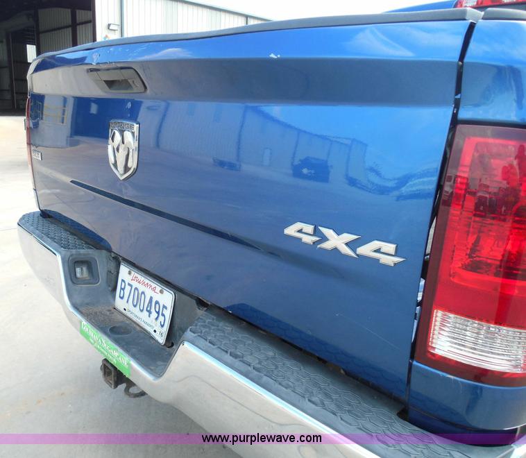 image for item I3386 2010 Dodge Ram 2500 HD SLT Crew Cab pickup truck