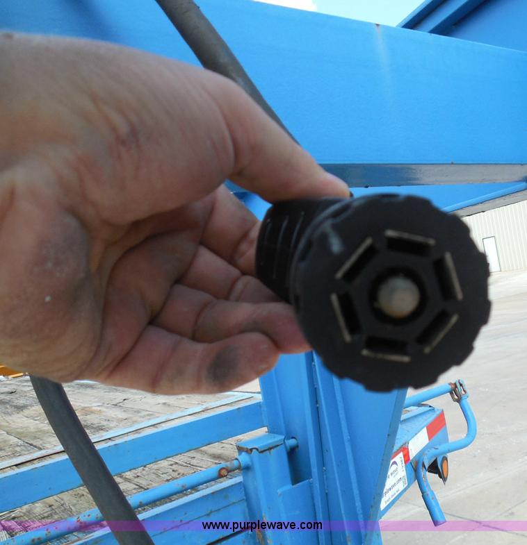 image for item I3387 1999 CFS Welding Services gooseneck flatbed trailer