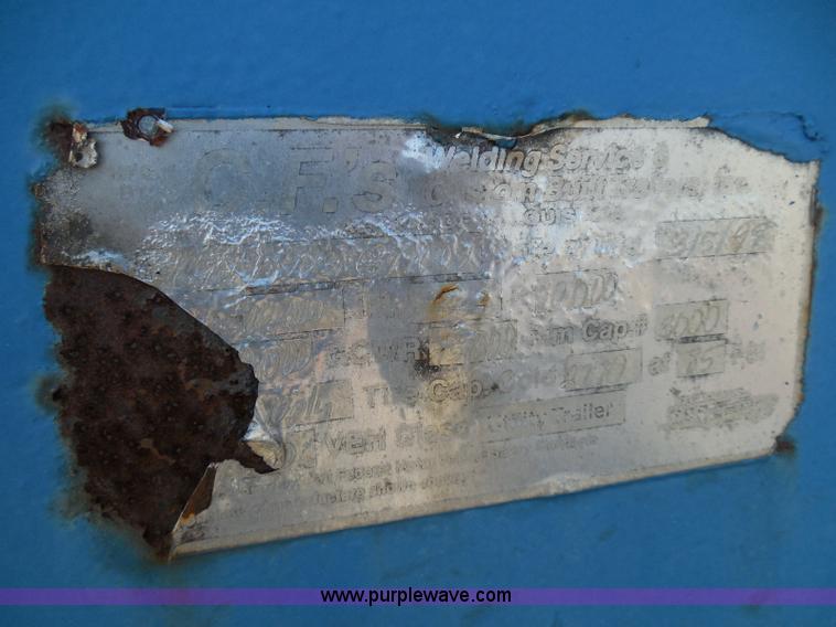 image for item I3387 1999 CFS Welding Services gooseneck flatbed trailer