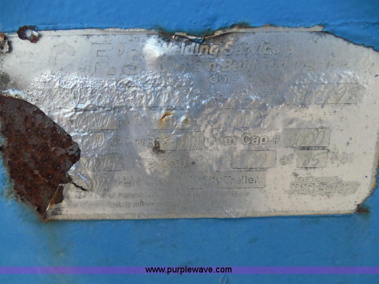 image for item I3387 1999 CFS Welding Services gooseneck flatbed trailer