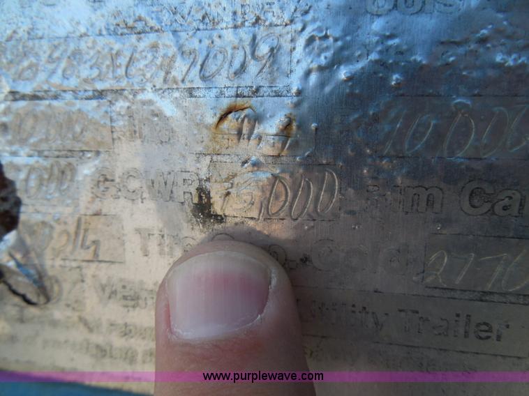 image for item I3387 1999 CFS Welding Services gooseneck flatbed trailer