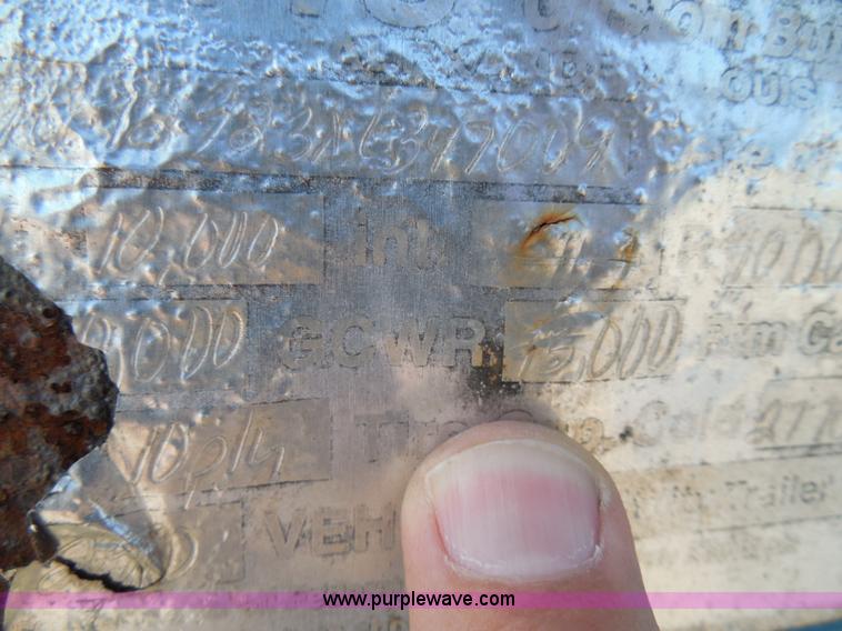 image for item I3387 1999 CFS Welding Services gooseneck flatbed trailer