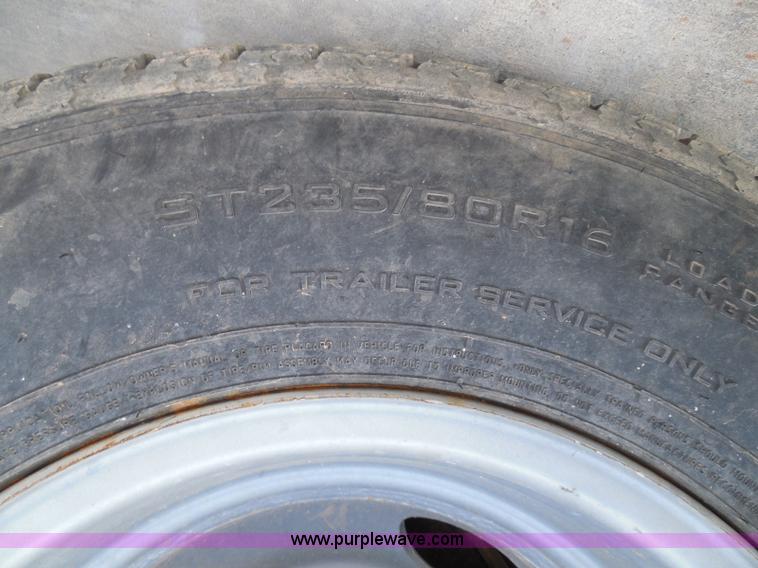 image for item I3387 1999 CFS Welding Services gooseneck flatbed trailer