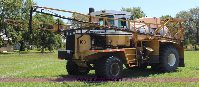 image for item J2098 1994 Ag-Chem TerraGator 1854 self-propelled sprayer