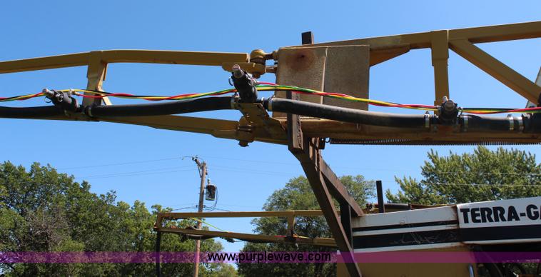 image for item J2098 1994 Ag-Chem TerraGator 1854 self-propelled sprayer