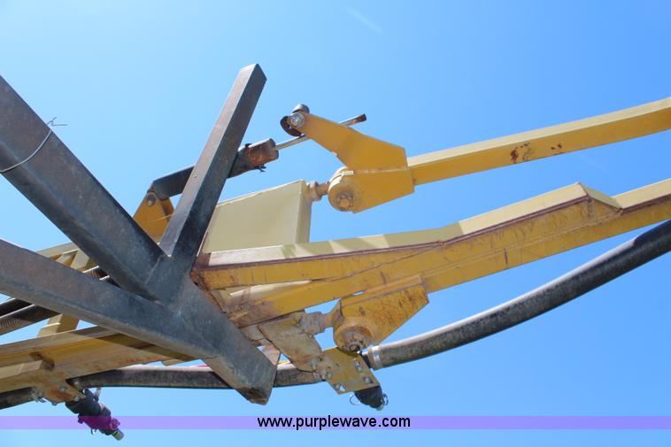 image for item J2098 1994 Ag-Chem TerraGator 1854 self-propelled sprayer