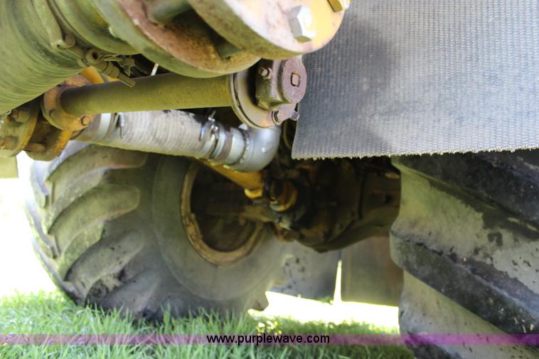 image for item J2098 1994 Ag-Chem TerraGator 1854 self-propelled sprayer