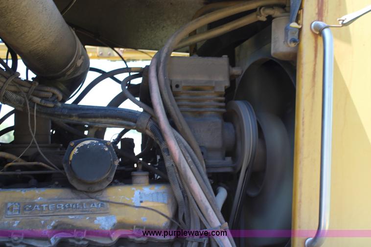 image for item J2098 1994 Ag-Chem TerraGator 1854 self-propelled sprayer