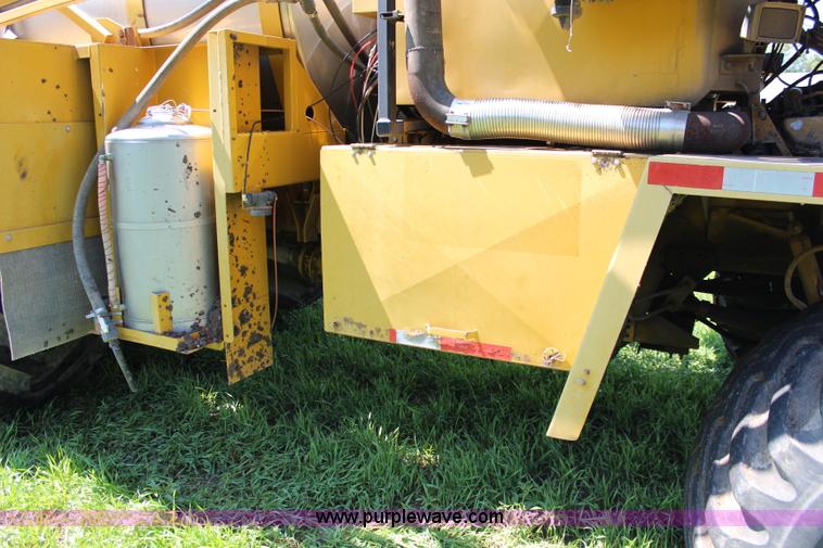 image for item J2098 1994 Ag-Chem TerraGator 1854 self-propelled sprayer