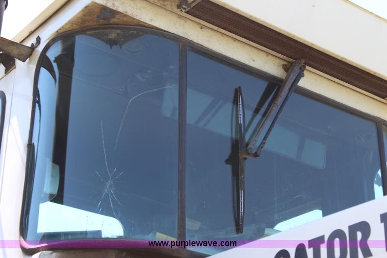 image for item J2098 1994 Ag-Chem TerraGator 1854 self-propelled sprayer