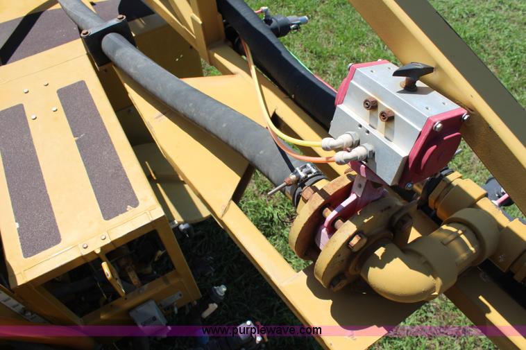 image for item J2098 1994 Ag-Chem TerraGator 1854 self-propelled sprayer