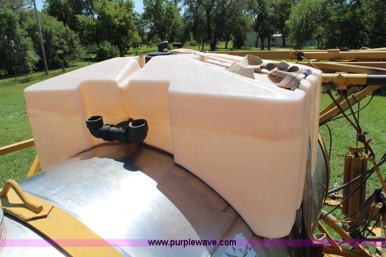 image for item J2098 1994 Ag-Chem TerraGator 1854 self-propelled sprayer