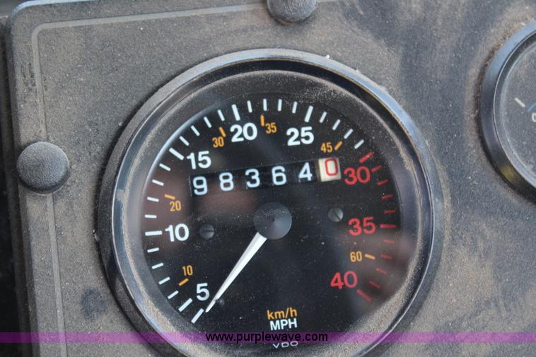 image for item J2098 1994 Ag-Chem TerraGator 1854 self-propelled sprayer