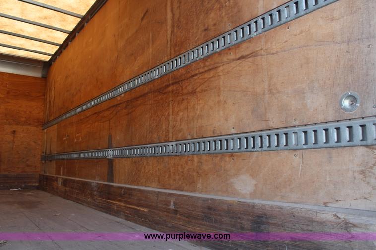 image for item J2108 2003 International DuraStar 4400 box truck