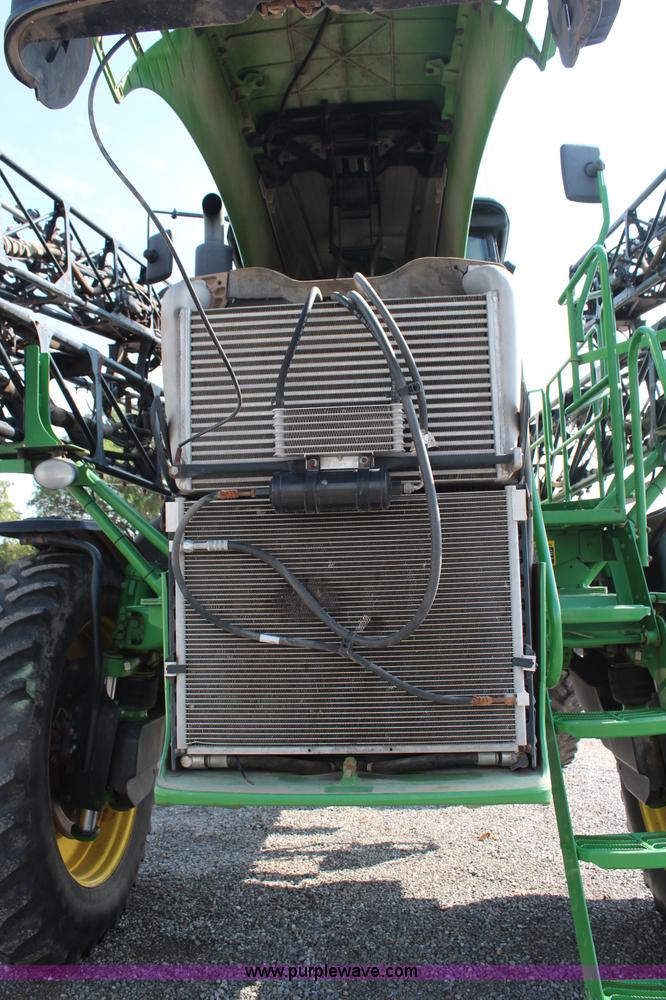 image for item J2131 2010 John Deere 4930 self-propelled sprayer