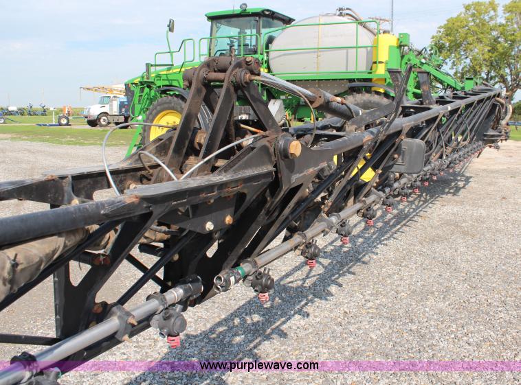 image for item J2131 2010 John Deere 4930 self-propelled sprayer