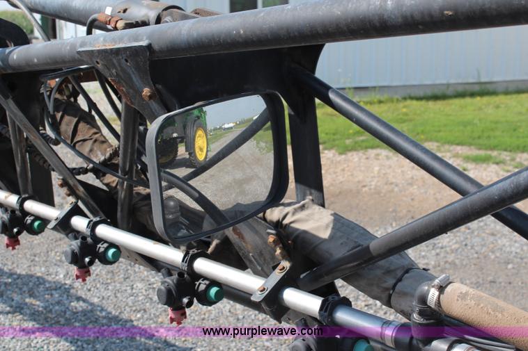 image for item J2131 2010 John Deere 4930 self-propelled sprayer