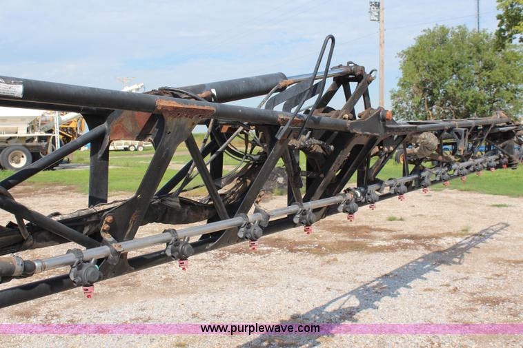 image for item J2131 2010 John Deere 4930 self-propelled sprayer