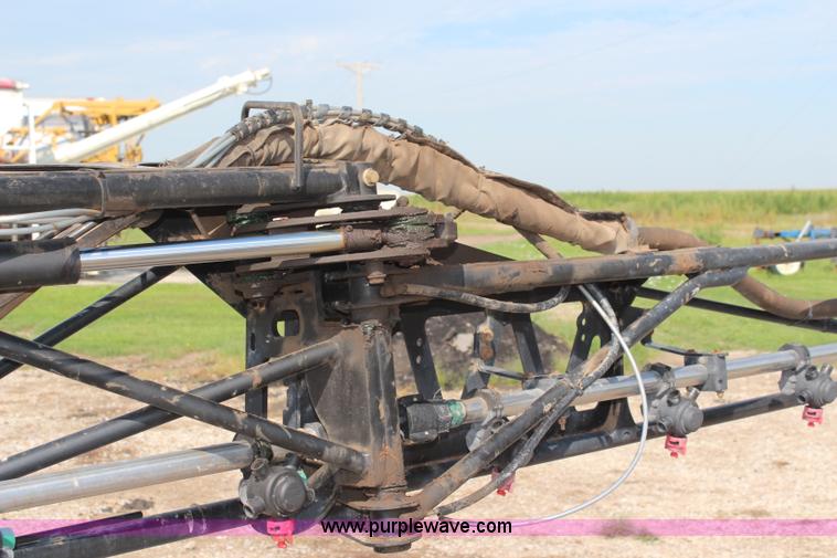 image for item J2131 2010 John Deere 4930 self-propelled sprayer