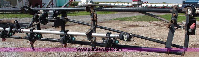 image for item J2131 2010 John Deere 4930 self-propelled sprayer