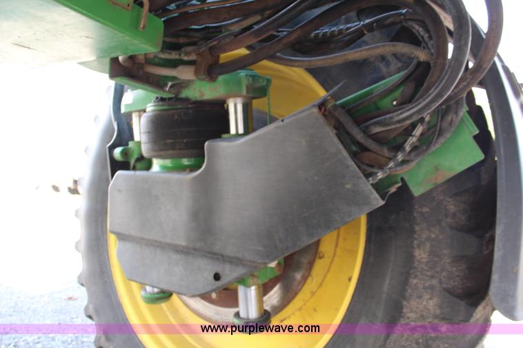 image for item J2131 2010 John Deere 4930 self-propelled sprayer