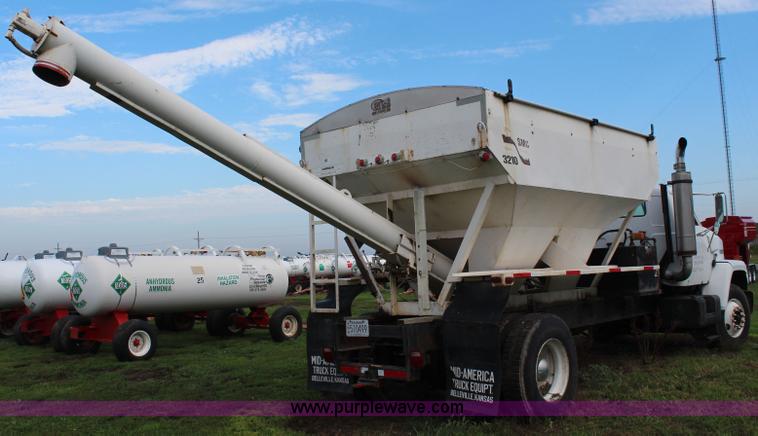 image for item J2141 1987 GMC Brigadier tender truck