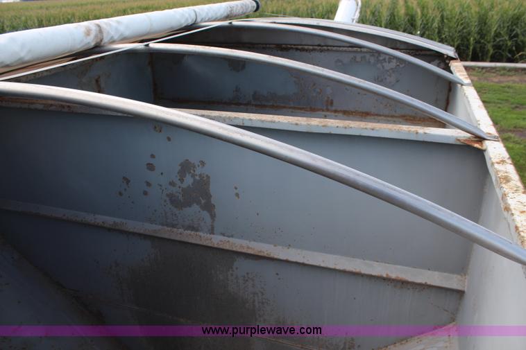 image for item J2141 1987 GMC Brigadier tender truck