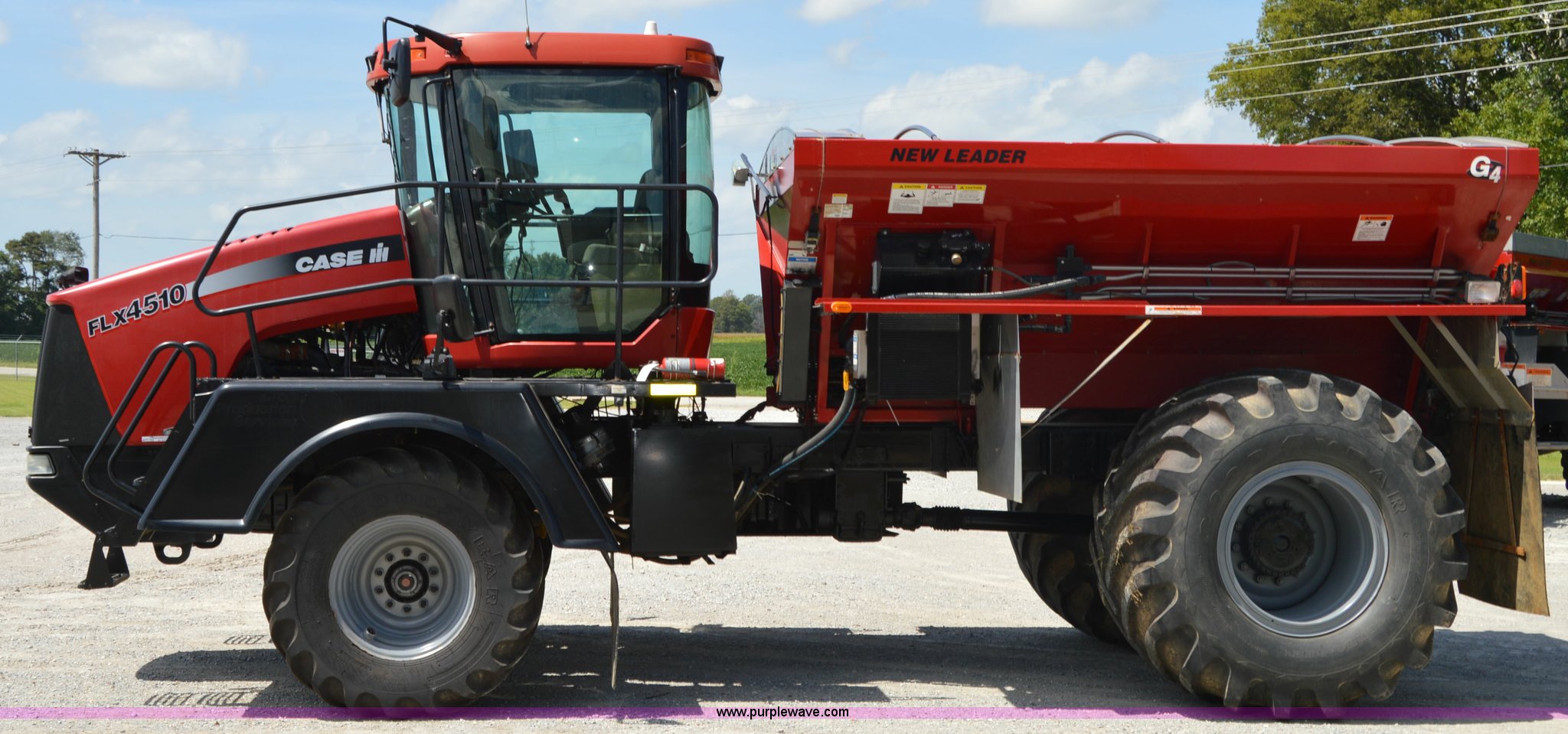 2006 Case IH FLX 4510 selfpropelled dry spreader applicator in