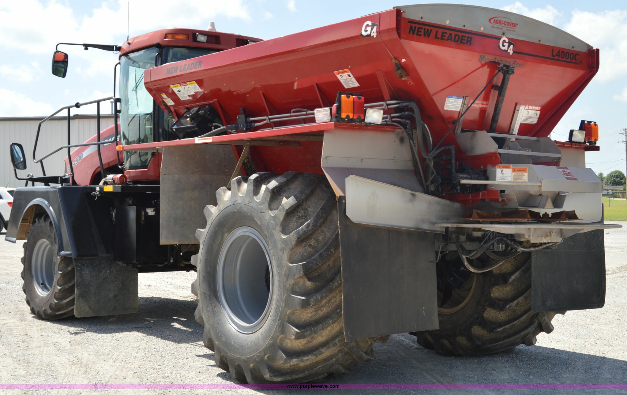 2006 Case IH FLX 4510 selfpropelled dry spreader applicator in