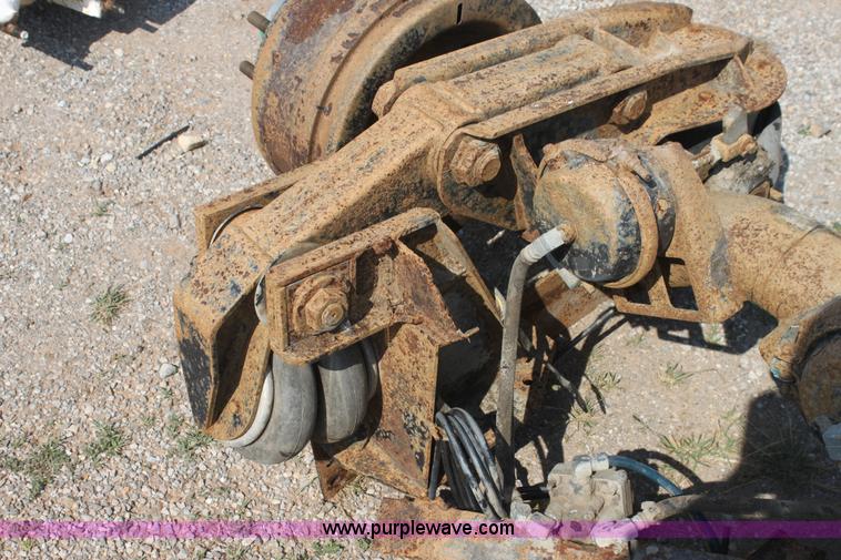 image for item AJ9392 (2) kicker axles