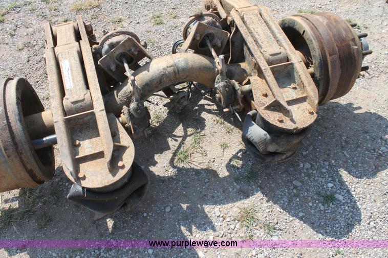 image for item AJ9392 (2) kicker axles