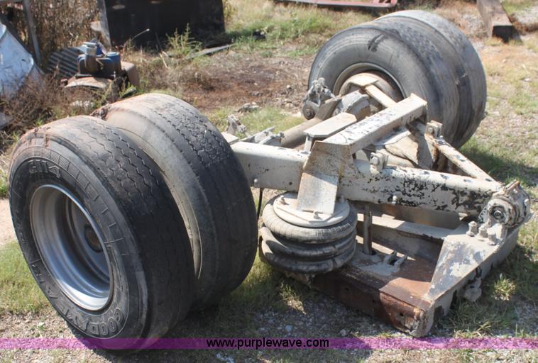 image for item AJ9393 Kicker axle